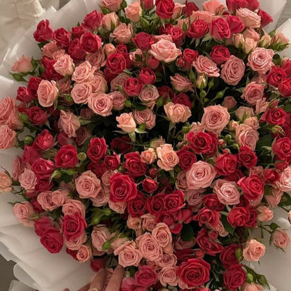 Mini Rose Bouquets باقات ورد ميني روز